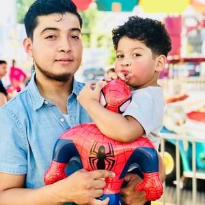 Meet your Posher, Javier